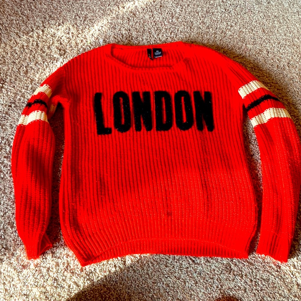 London ultra flirt sports sweater red oversized